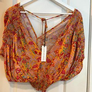 NWT Cupcakes and Cashmere cropped shirt